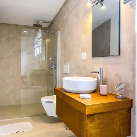 Apartment Elvira - - Mpolo *